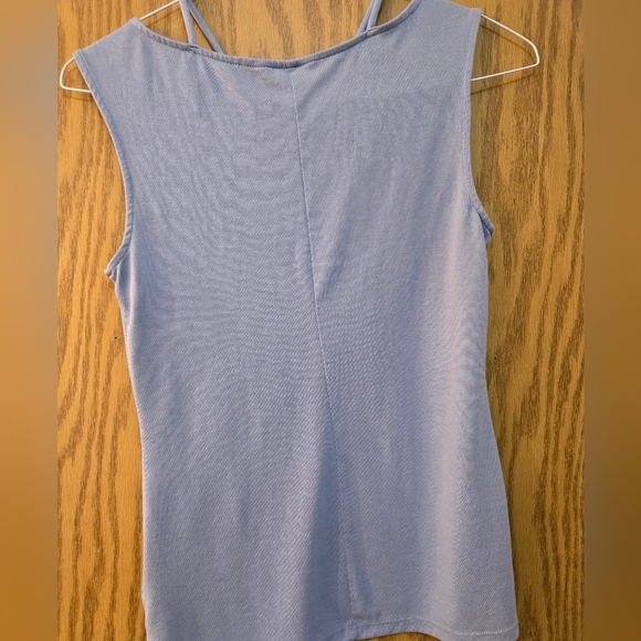 Cute light grayish blue, sleeveless top with strapy v neck with bead details. - Picture 5 of 5